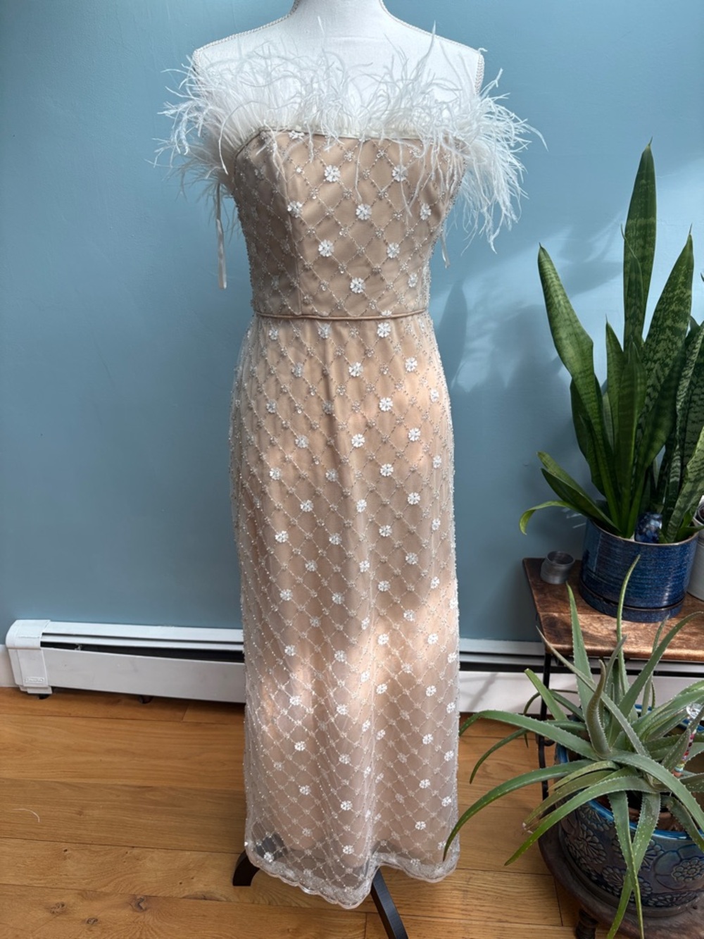 Mac Duggal Strapless Dress. Size 10